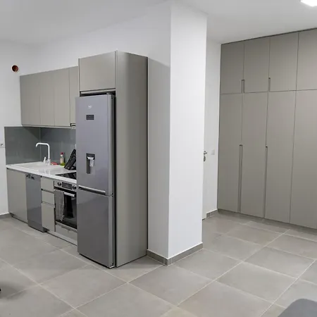 Apartment Crystal Radhime *