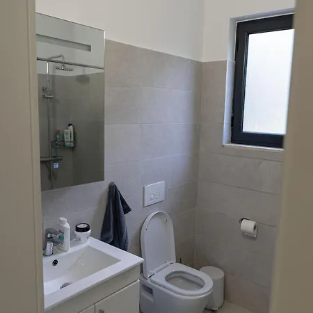 Crystal Radhime Apartment Vlore