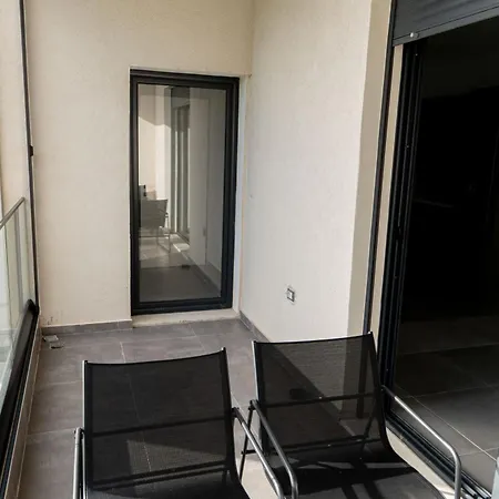 Crystal Radhime Влёра