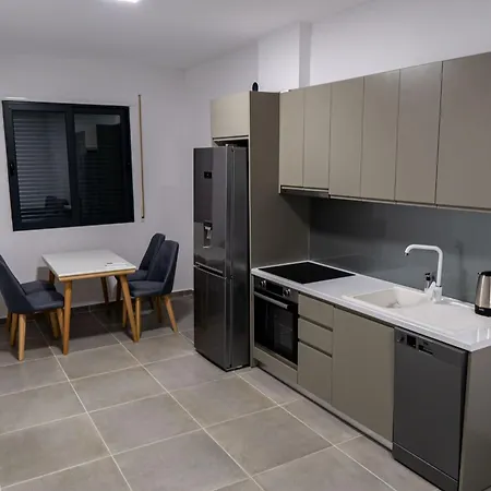 Crystal Radhime Apartment Vlore
