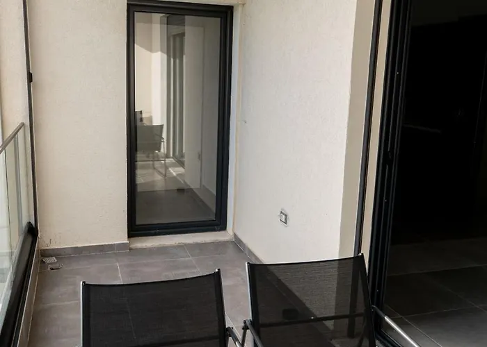 Crystal Radhime Vlorë